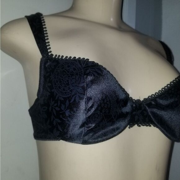 Vintage Victoria's Gold lable bra 34B  made in USA (BIN1) - Picture 10 of 14